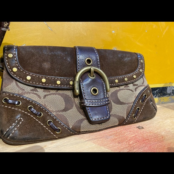 3 used purses, handbags, wallets or clutches - Picture 2 of 7